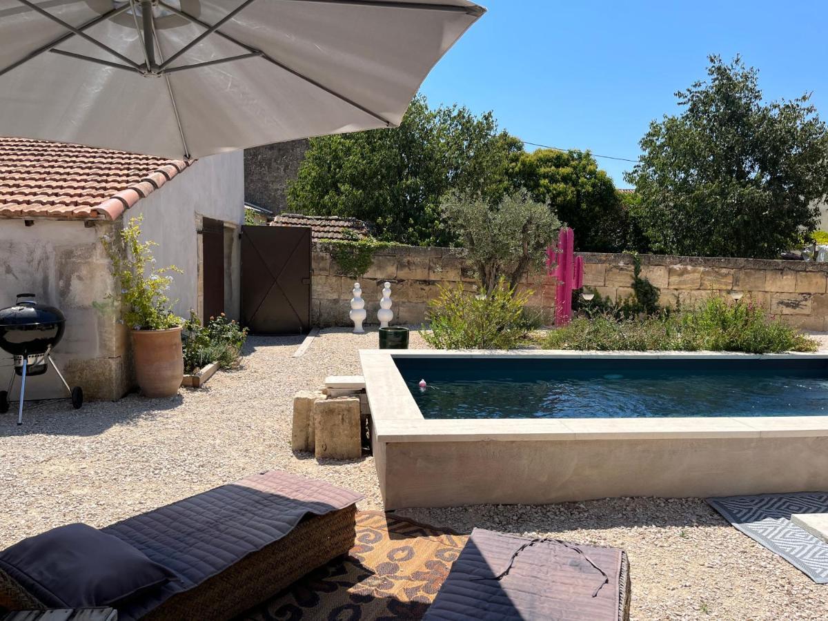 Studio Dans Les Alpilles Lägenhet Fontvieille Exteriör bild