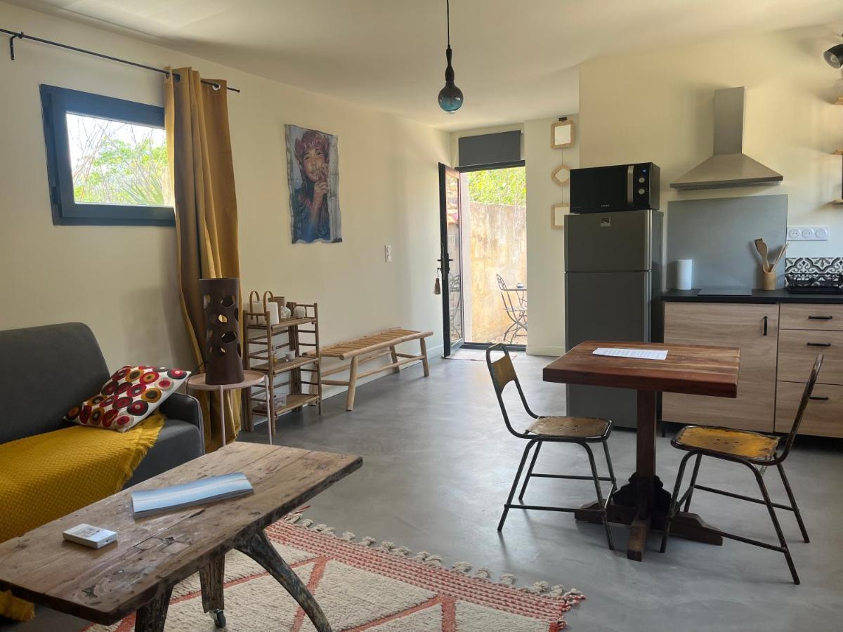 Studio Dans Les Alpilles Lägenhet Fontvieille Exteriör bild