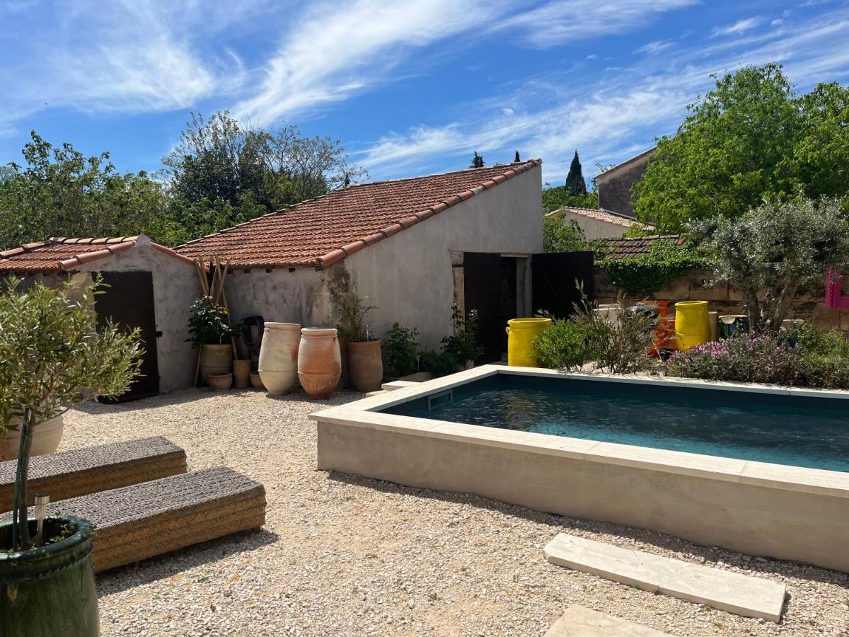 Studio Dans Les Alpilles Lägenhet Fontvieille Exteriör bild